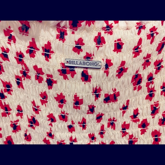 Billabong Ivory Ruched Crop Tank with Red Floral Print Medium - Picture 4 of 6